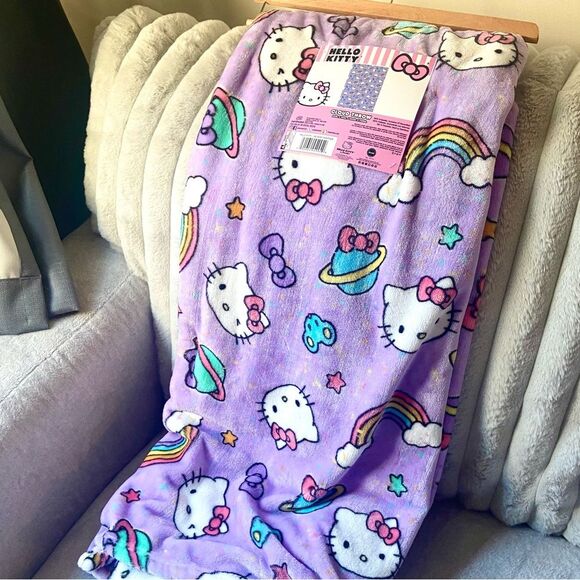 Hello Kitty Sanrio Blanket - Purple Blanket with Planets, Bows and Rainbows - Picture 1 of 9